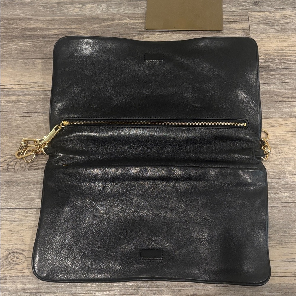Tory Burch Bombe Reva leather clutch black with gold colored chain - Picture 4 of 12